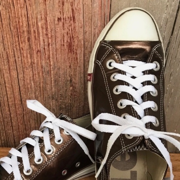 Levi’s Sneakers 8 - Picture 2 of 9